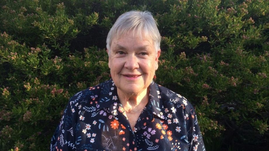 Dr Suzanne Pakcer AO