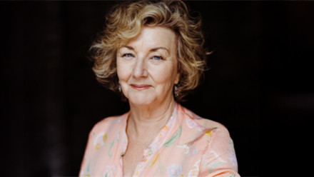 Picture of Debra Oswald 