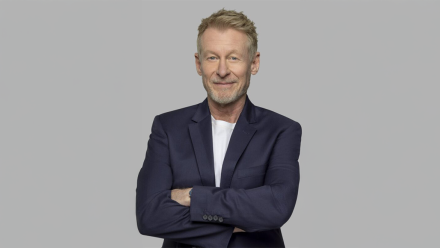 Photo of Richard Roxburgh. 