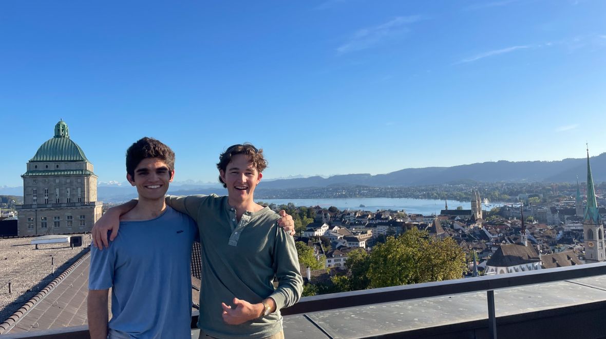 Chris Jackson (left)