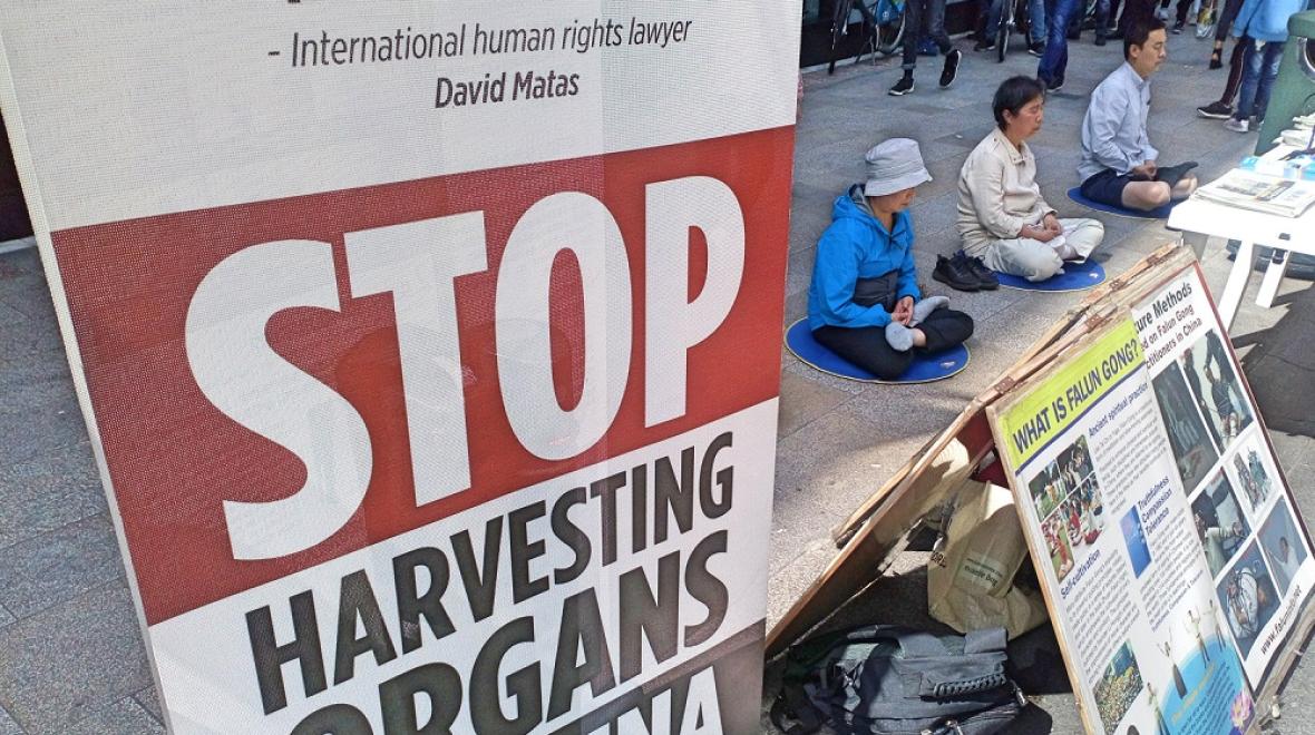 An information stall on organ harvesting in China on display in Dublin, Ireland. Photo: Dirk Hudson/Shutterstock
