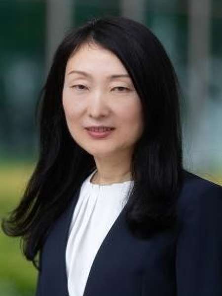 Associate Professor Tracy Wang 