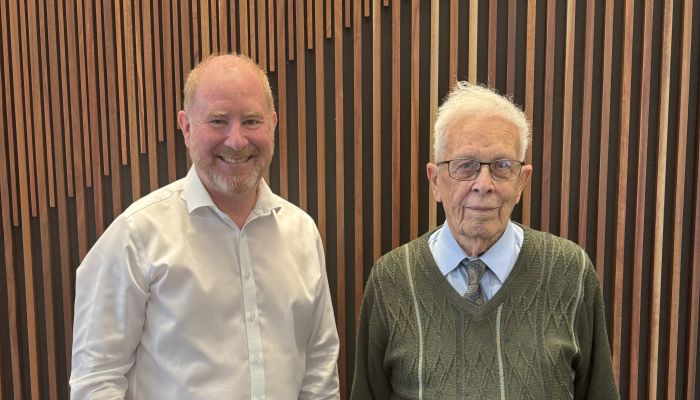 Honorary Professor Brian Robson 